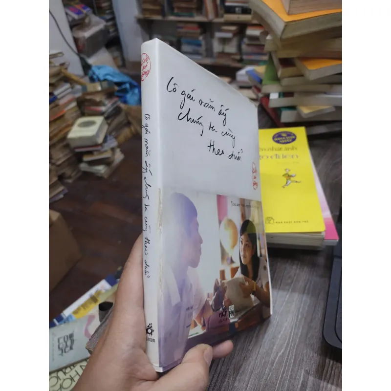 Sách: Cô gái năm ấy chúng ta cùng theo đuổi (B1) Tác giả: Cửu Bả Đao 696775