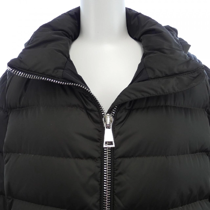Áo khoác lông vũ MONCLER 635419