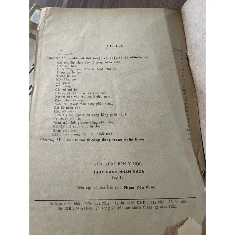 Thực hành nhãn khoa - hai tập - khổ lớn - 1982- Đại hoc y  789031