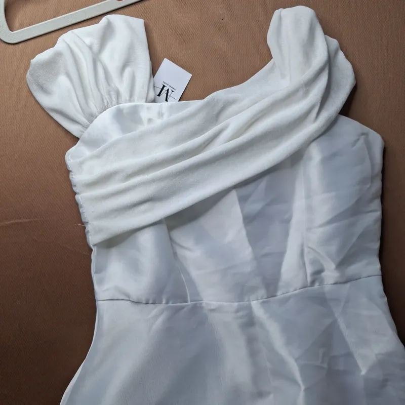 Đầm tiệc trắng 777185