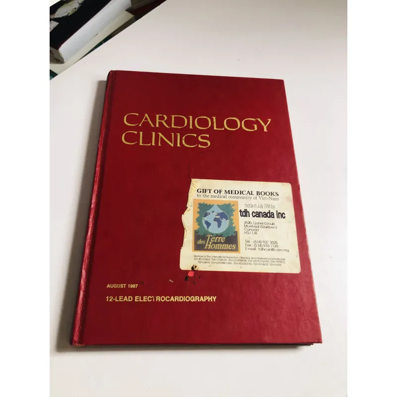 CARDIOLOGY CLINICS – 12 - lead electrocardiography - BÌA CỨNG, KHỔ TO 697884