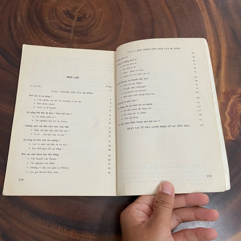 II Tựa sách: Sự Sống _ Nguồn Gốc Và Quá Trình Tiến Hoá - Phan Thanh Quang - 1998 462517