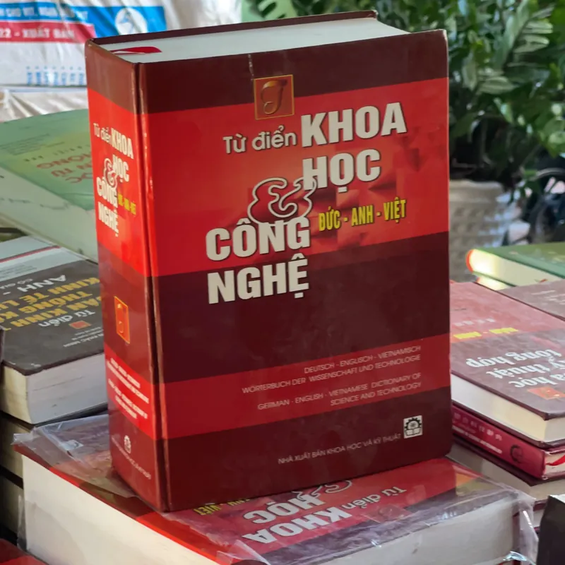 Từ điển khoa học và công nghệ  559142