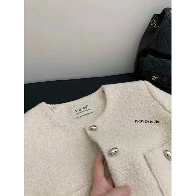 Áo dạ màu be 697146