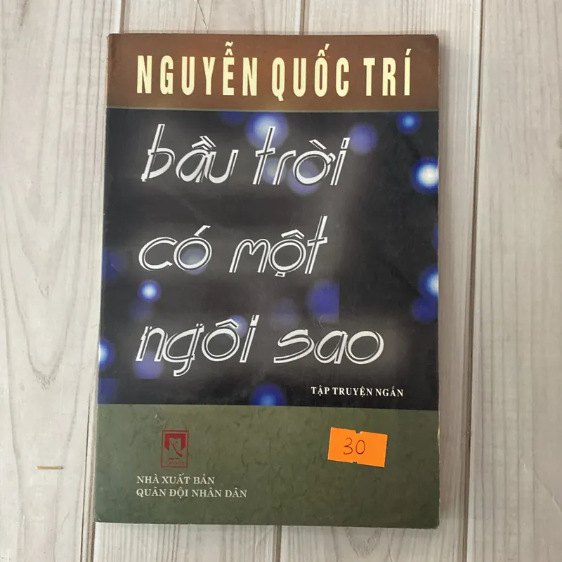 Bầu trời có một ngôi sao 706102