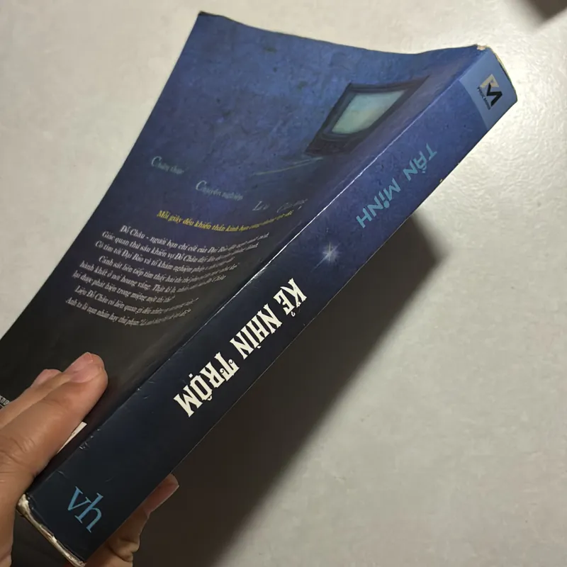 Kẻ nhìn trộm - Tần Minh 736610