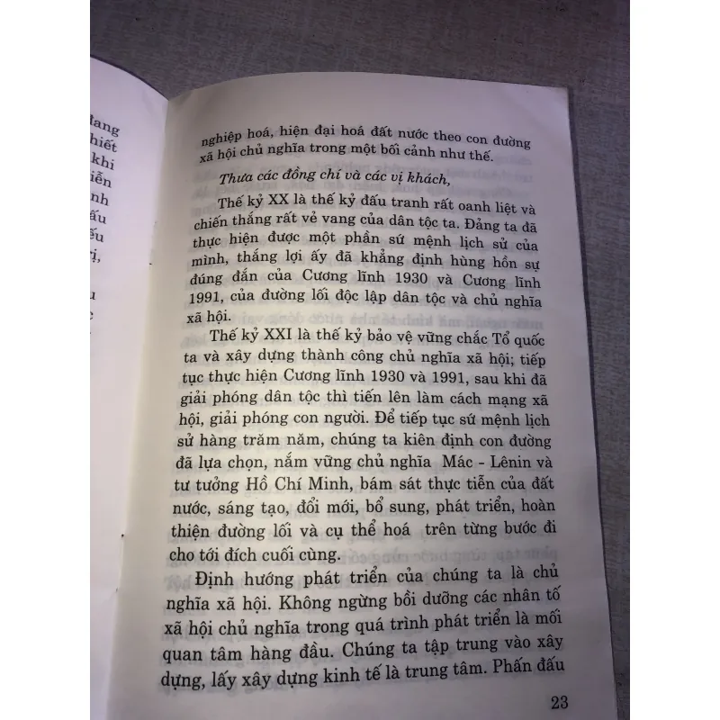 Đảng Cộng sản Việt Nam - 70 năm xây dựng và trưởng thành 778547