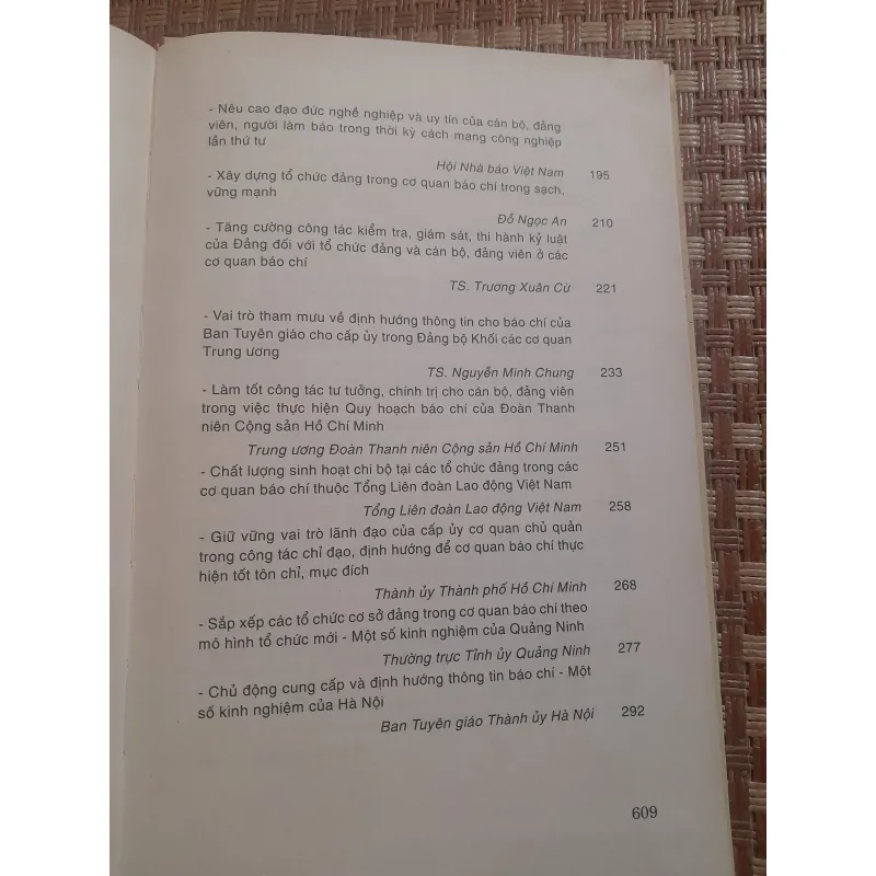 TĂNG CƯỜNG CÔNG TÁC XÂY DỰNG ĐẢNG 932787