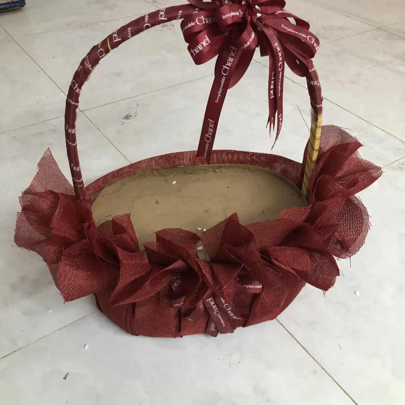 Giỏ quà (giỏ đựng đồ lễ) đã được trang trí sẵn ( lớn ) 975348