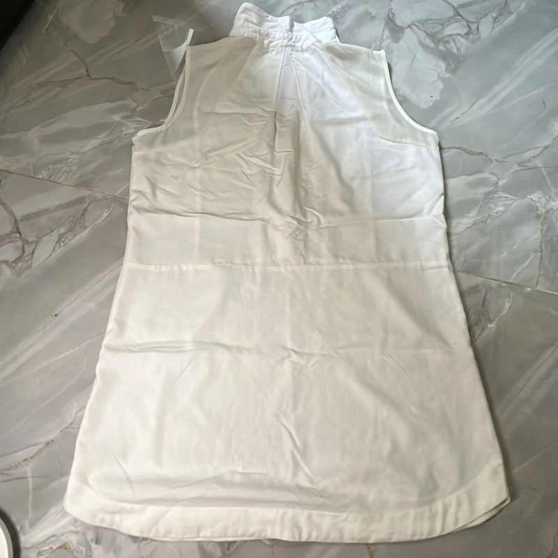 Áo thun phối voan trên vai phom dài 457776