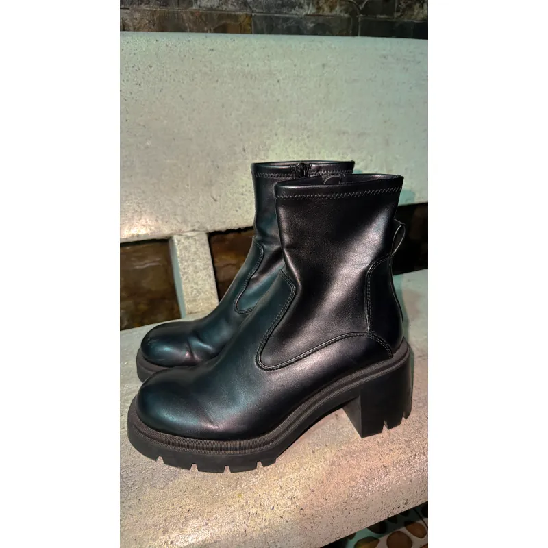 Boots cổ cao cho nữ 792460