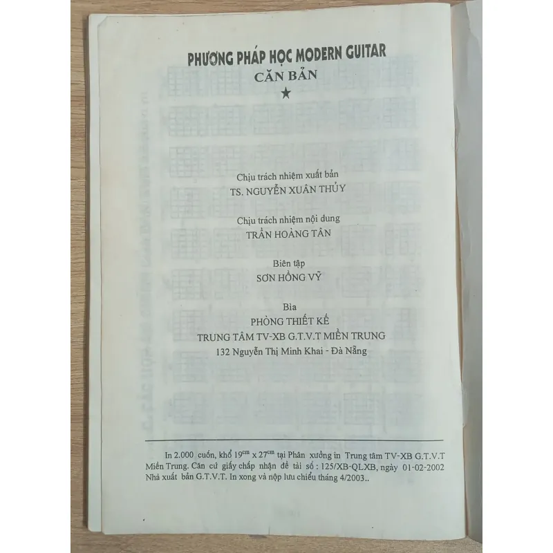 3 quyển sách cũ học đàn Guitar 977534