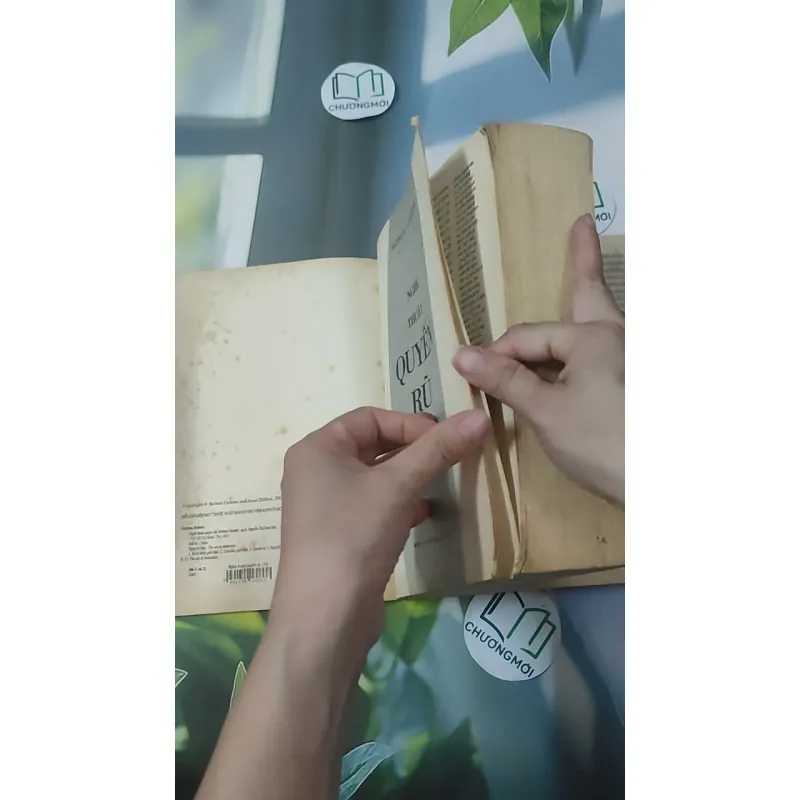 Nghệ Thuật Quyến Rũ (The Art Of Seduction) - Robert Greene 1018951
