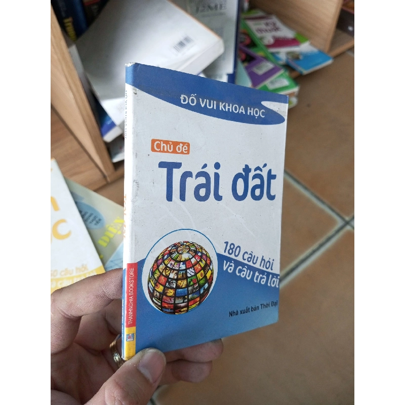 (Sách cũ SCGR) 180 câu đố vui khoa học trái đất 2009 VAVO-A2 Blogmeo090426 1017434