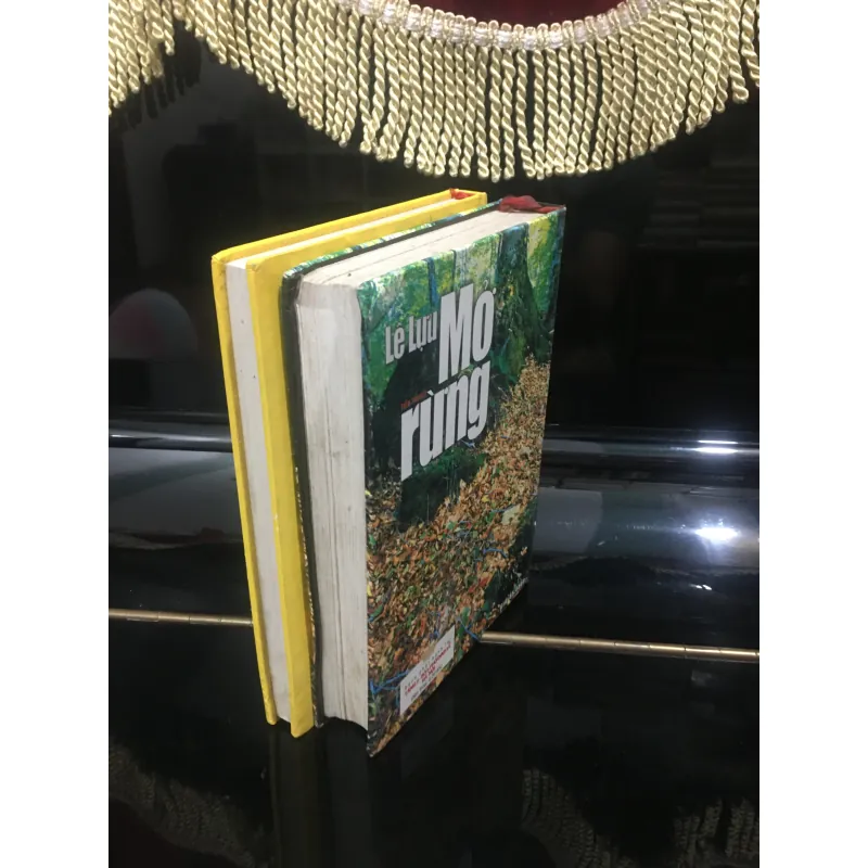 Lê Lựu: hai nhà, mở rừng 970619