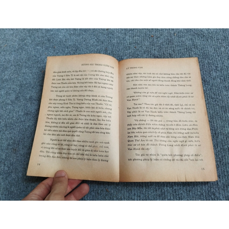 HƯƠNG SẮC TRONG VƯỜN VĂN QUYỂN NHÌ - NGUYỄN HIẾN LÊ 517609