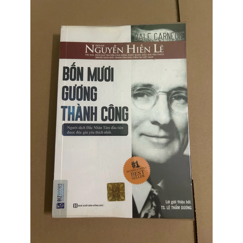 Bốn mươi gương thành công 475091