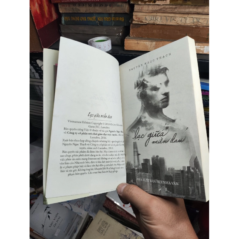 Lạc Giữa Miền Đau - Nguyễn Ngọc Thạch 1011434