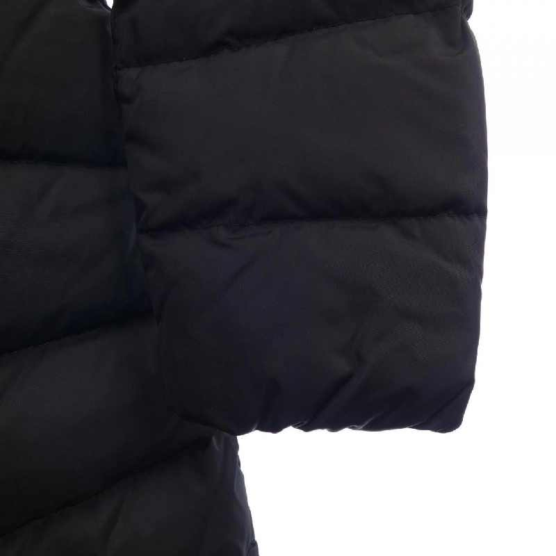 Áo khoác lông vũ MONCLER 640154