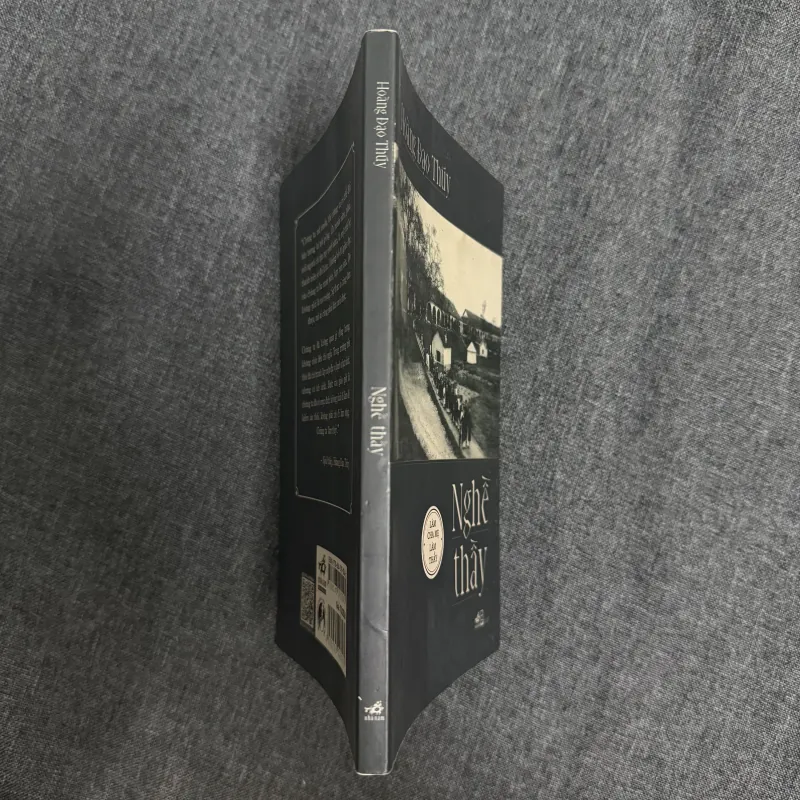 Nghề thầy - Hoàng Đạo Thúy 1023249