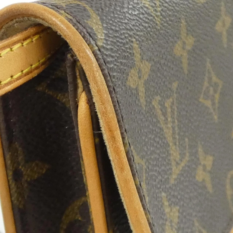 Túi xách vai Louis Vuitton Monogram Pochette Twin GM M51852 - Hàng hiệu Chính hãng 802596
