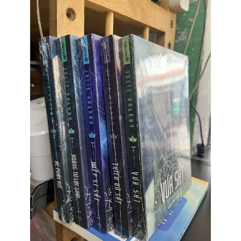 Thế giới của tiên sắt - Julie Kagawa 936496