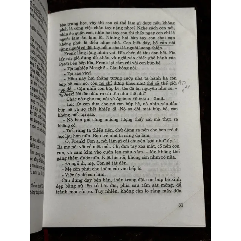 Tiếng chim hót trong bụi mận gai 705544