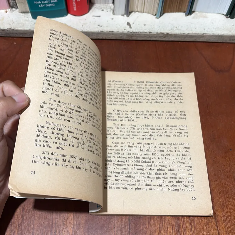 II Nữ Trang: Kiến Thức Mỹ Nghệ Nữ Trang (Kỹ Thuật Cần Hột) - Hoàng Ngọc Vượng - 1989 751389