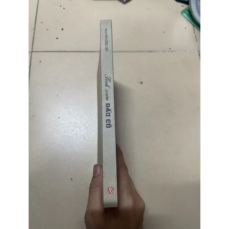 Tích xưa dấu cũ - Nguyễn Công Việt  (c43) 974390