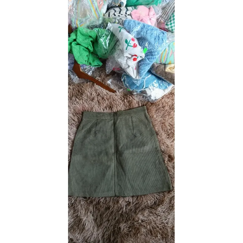 Chân váy size M 972802