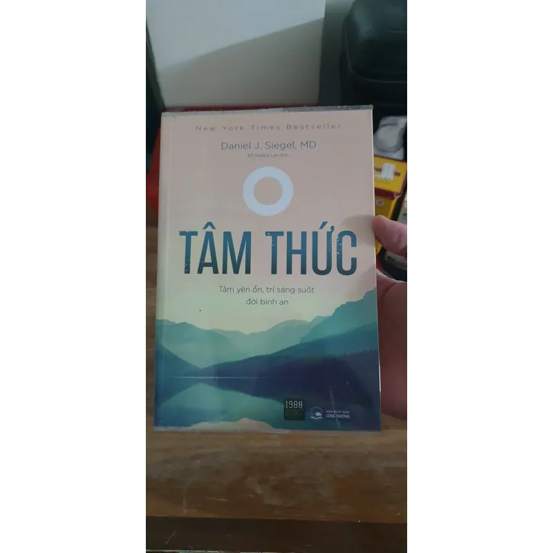 Tâm Thức - Daniel J.Siegel, MD, mới 85% (Trang đầu có vết bút) (TrieuL) 695039