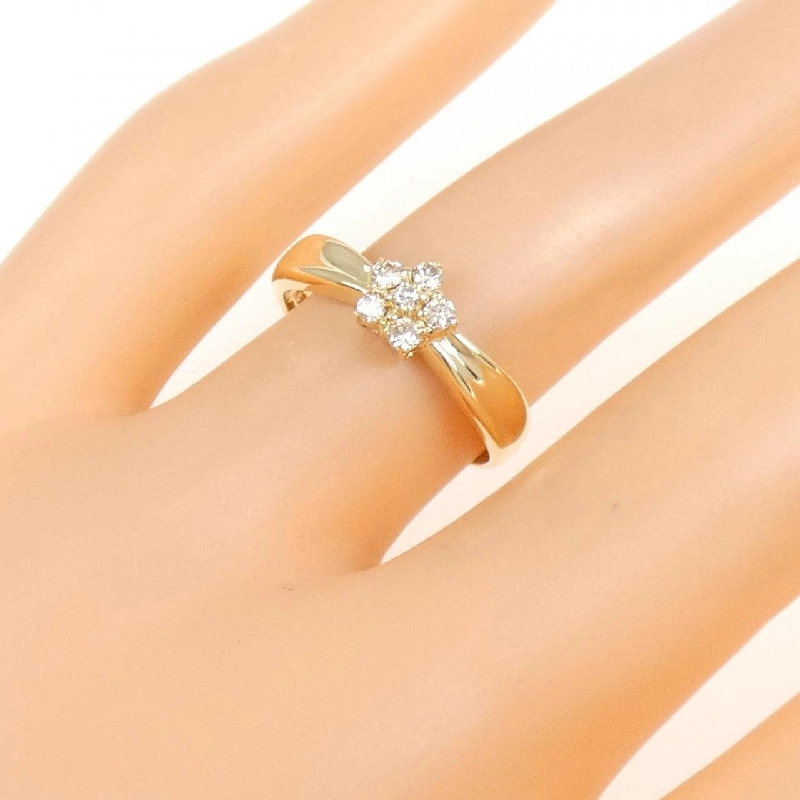 Nhẫn kim cương hoa K18YG 0.15CT 670814