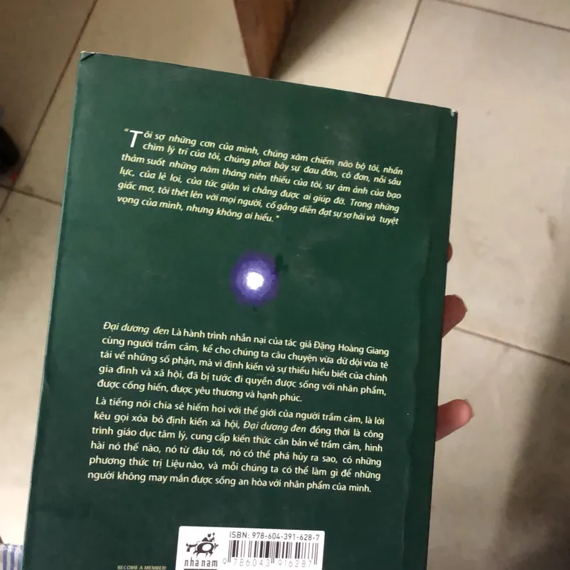 sách Đại Dương Đen, những câu chuyện của thế giới trầm cảm- Đặng Hoàng Giang  1052354