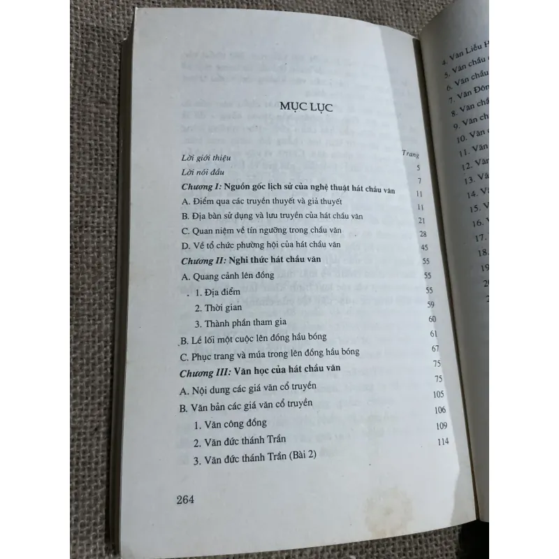 Hát chầu văn - 300 trang  797040