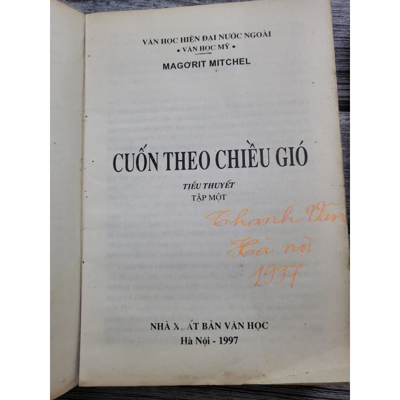 Cuốn theo chiều gió, xuất bản 1997  259809