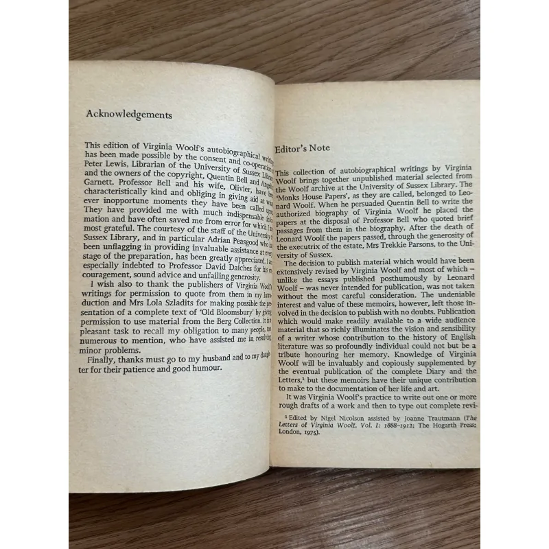 Moments of Being - Virginia Woolf 787626