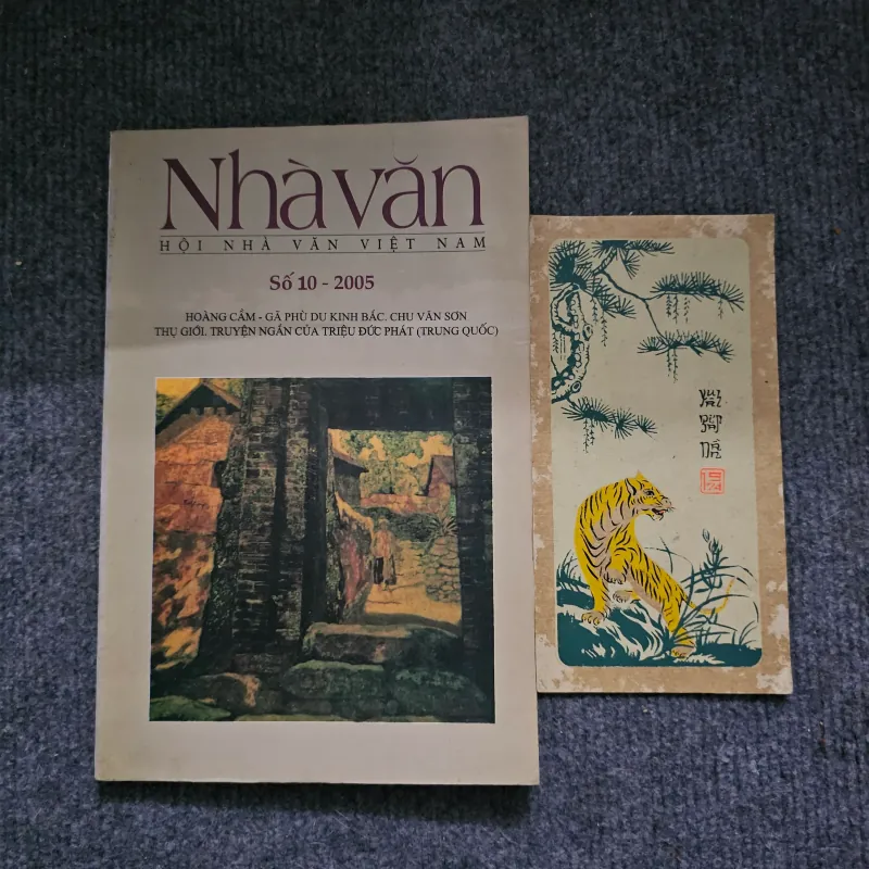 Tạp chí hội nhà văn việt nam số 10-2005 ( có bài viết về hoàng cầm) 745333