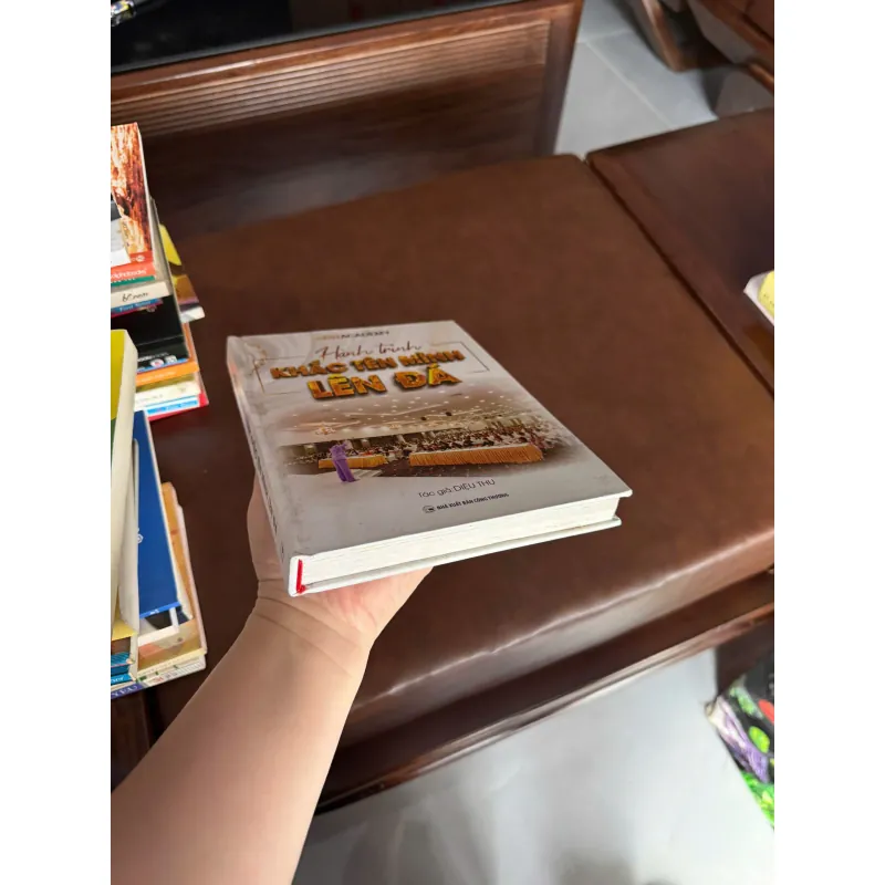 HÀNH TRÌNH KHẮC TÊN MÌNH LÊN ĐÁ – Diệu Thu (4EN Academy) - K4 1024813