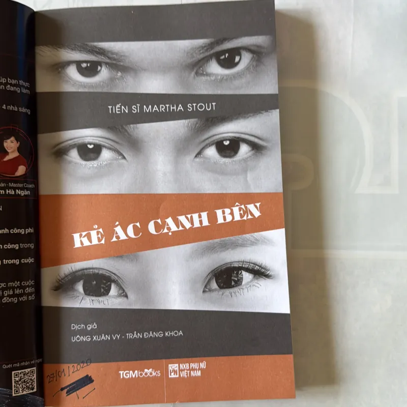 KẺ ÁC CẠNH BÊN 977056