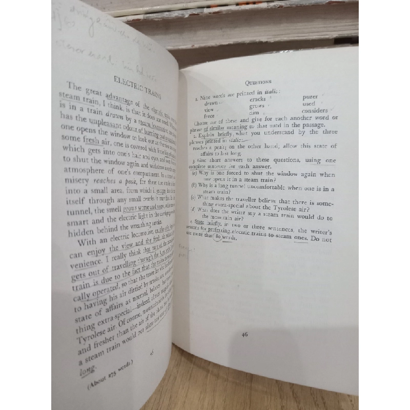 Comprehension and précis pieces for overseas students - L. A. Hill 529227