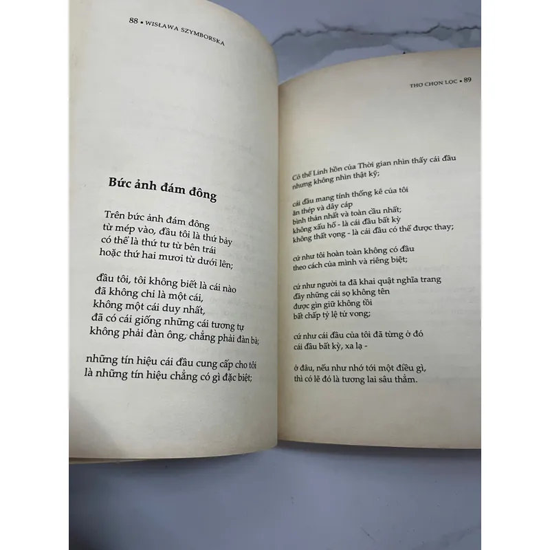 có chữ ký dịch giả TẠ MINH CHÂU - Thơ chọn lọc - Wisława Szymborska -NOBEL VĂN CHƯƠNG 1996 1058565