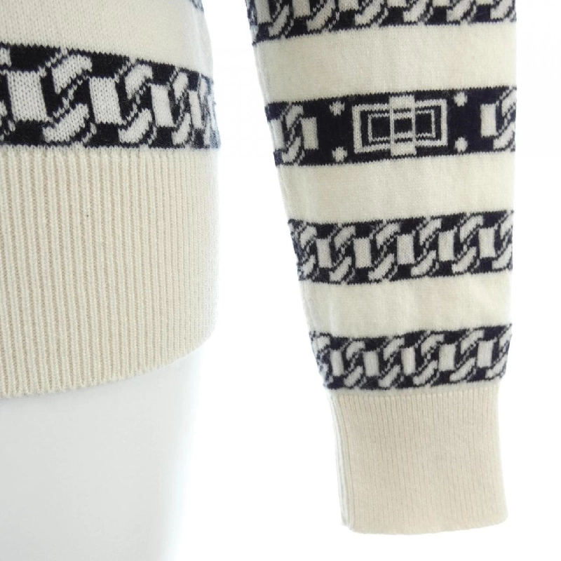 Áo khoác cardigan CHANEL 637124