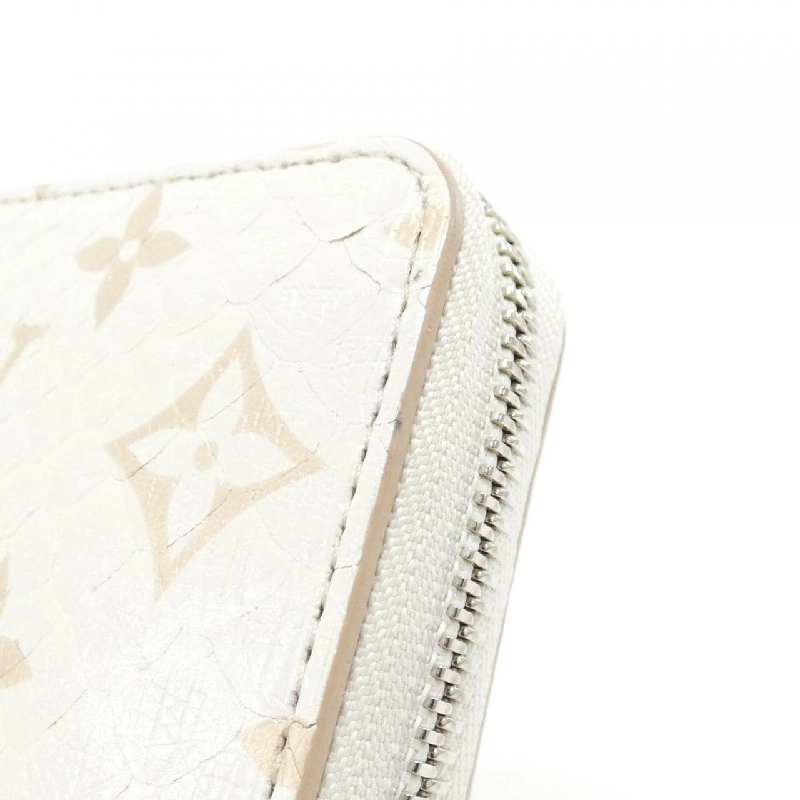 Ví Zippy da kỳ lạ Louis Vuitton N97773 620793