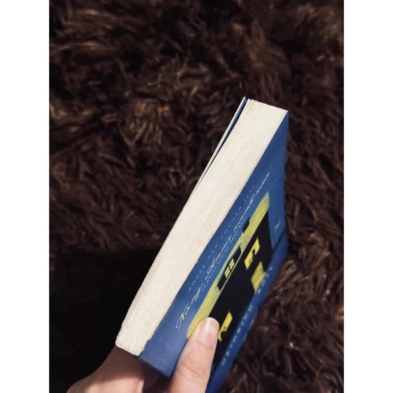 Nàng Anna Xanh Xao 993357