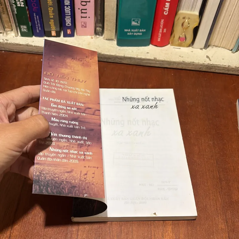II Tập Truyện Ngắn: Những Nốt Nhạc Xa Xanh - Đỗ Tiến Thụy - 2009 785679