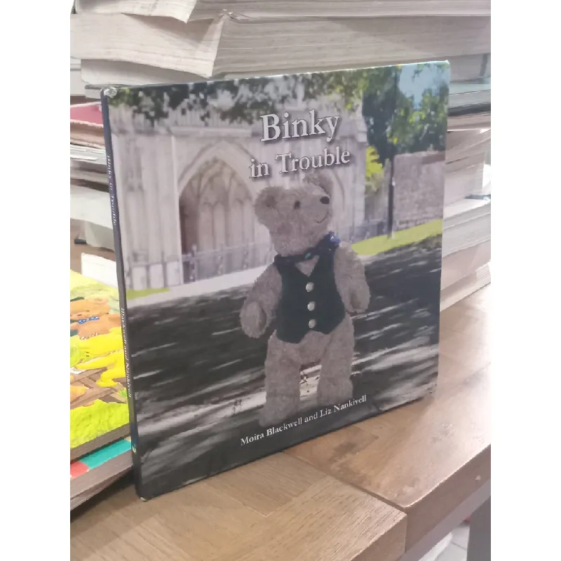 Binky in Trouble - Moira Blackwell, Liz Nankivell 593871