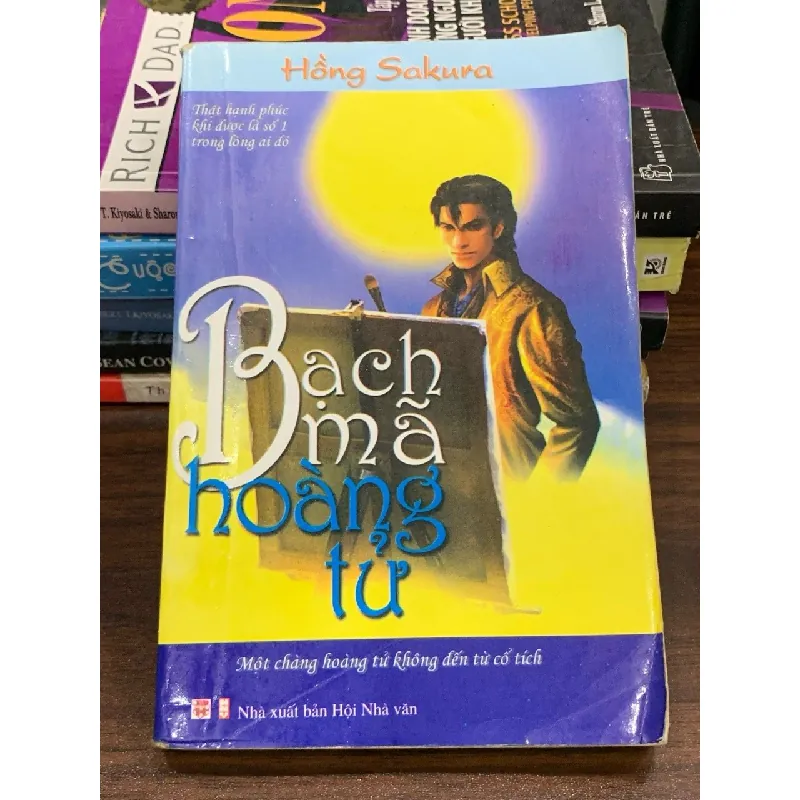 Bạch mã hoàng tử – Hồng Sakura 560931