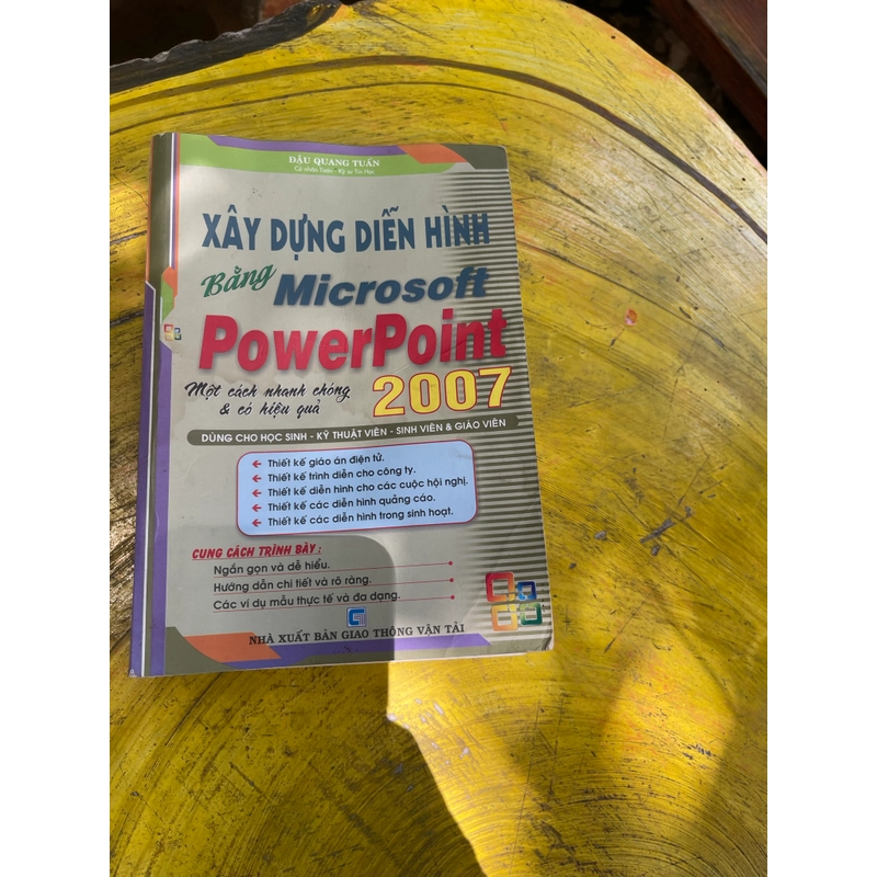 XÂY DỰNG DIỄN HÌNH BẢNG MICROSOFT POWERPOINT 2007 541024
