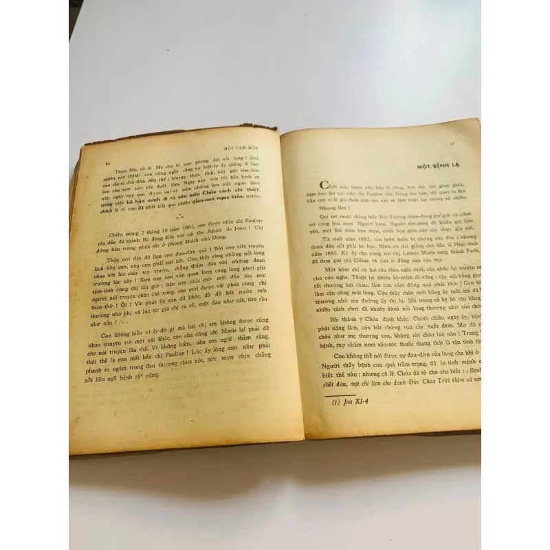 [SÁCH XƯA 1960] MỘT TÂM HỒN - THÁNH NỮ TÊ RÊ SA 752758