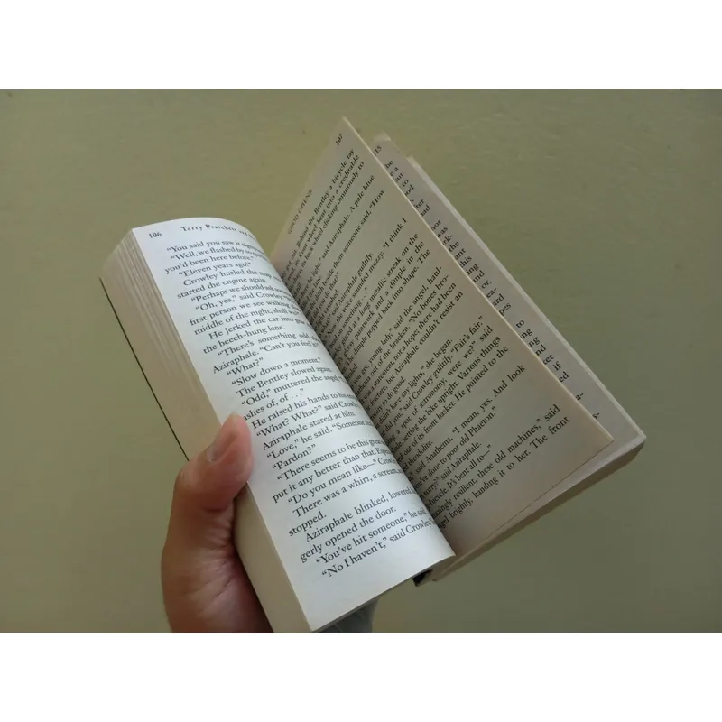 Good omens, sách ngoại văn tiếng Anh english book tiểu thuyết  695814